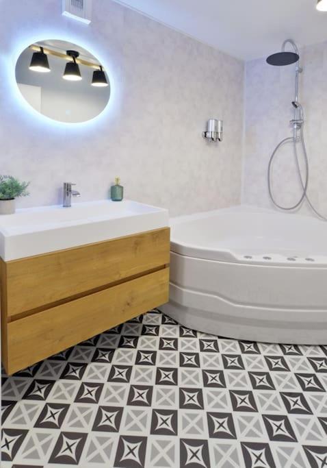 Sesame Duplex Disneyland Paris Netflix 6 Personnes Et 1 Bebe Avec Parking رومافييي المظهر الخارجي الصورة